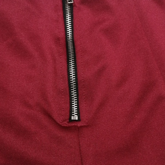 F21 High Waisted Kit Shorts Burgundy NWOT - Picture 4 of 5